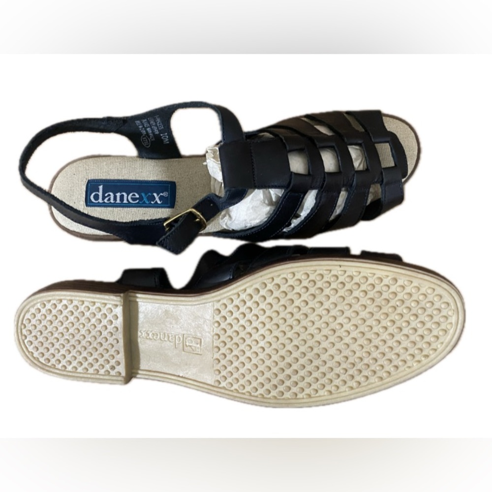 DaneXX vintage sandals